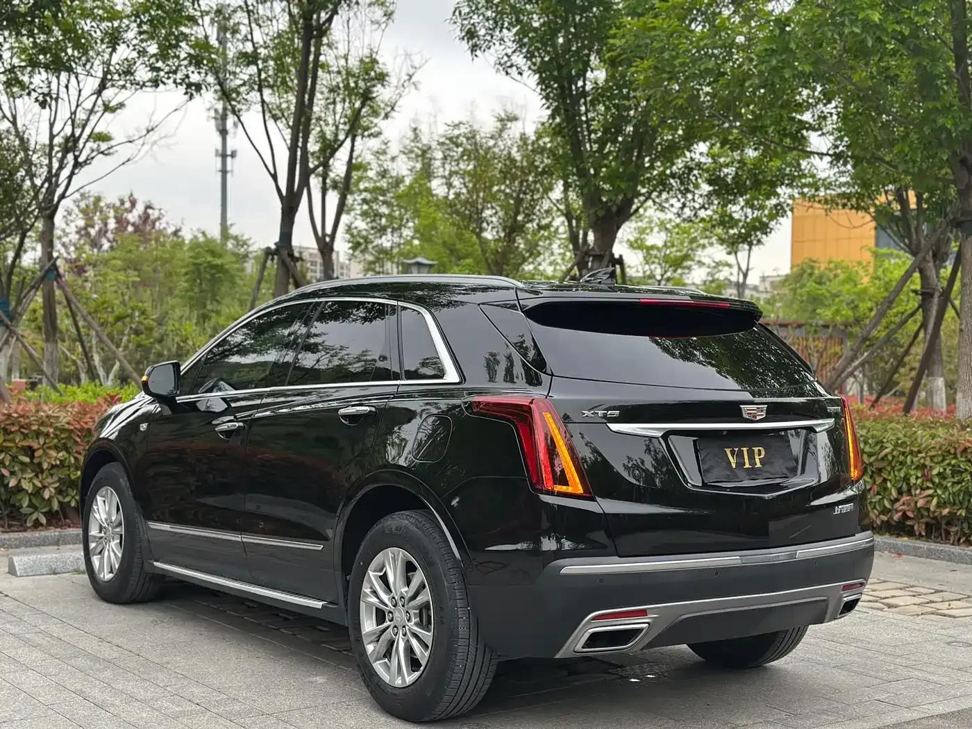 Cadillac XT5 2022 2.0T 2WD Luxury — миниатюра 7