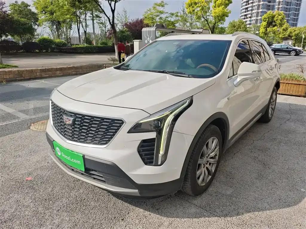 Cadillac XT4 2020 28T Two-Wheel Drive Premium Edition — миниатюра 1