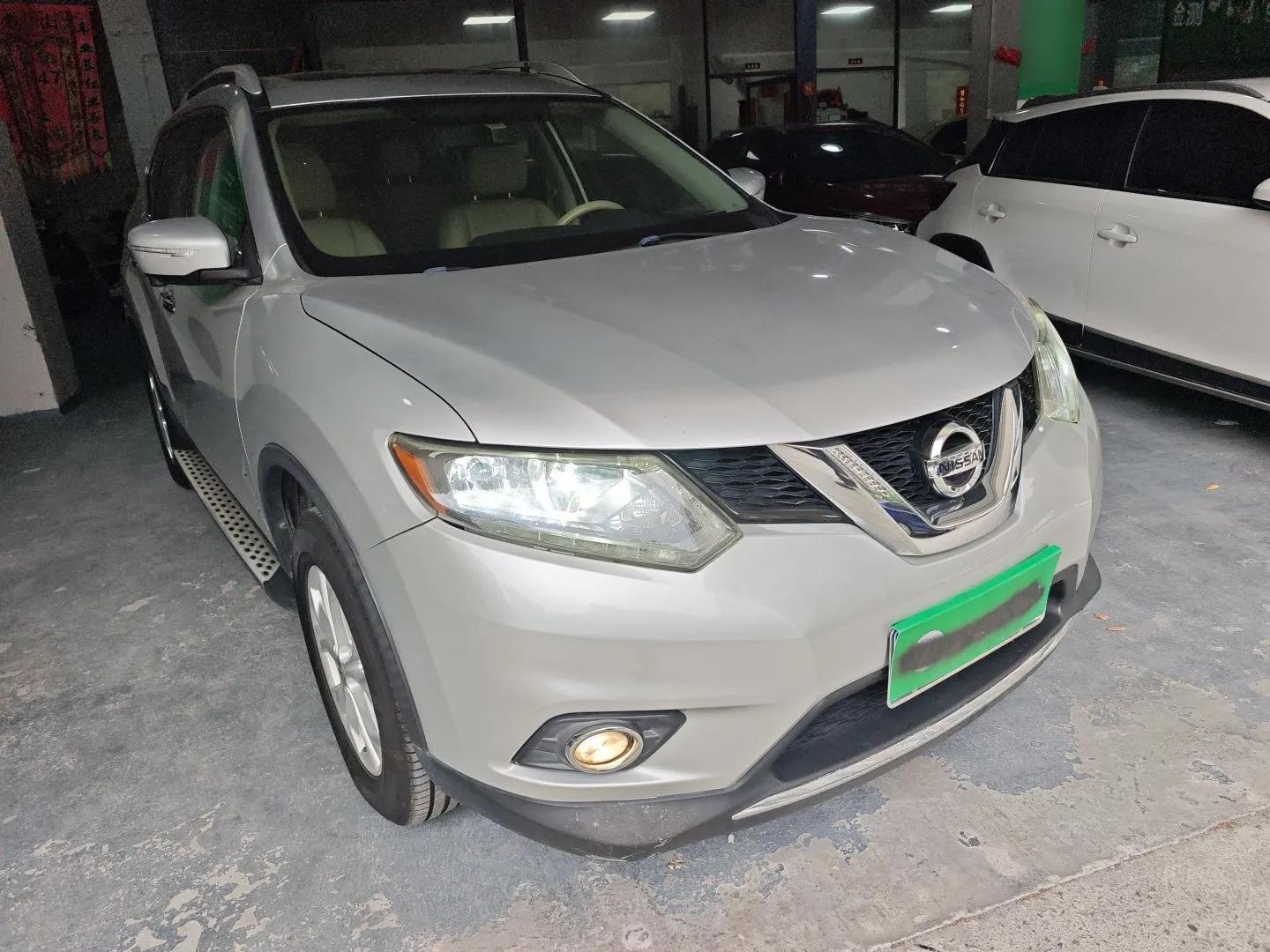 Nissan X-Trail 2014 2.0L CVT Comfort Edition 2WD — миниатюра 3
