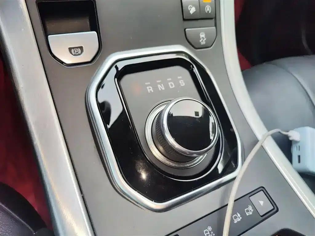 Range Rover Evoque 2017 2.0T SE Smart Edition — миниатюра 7