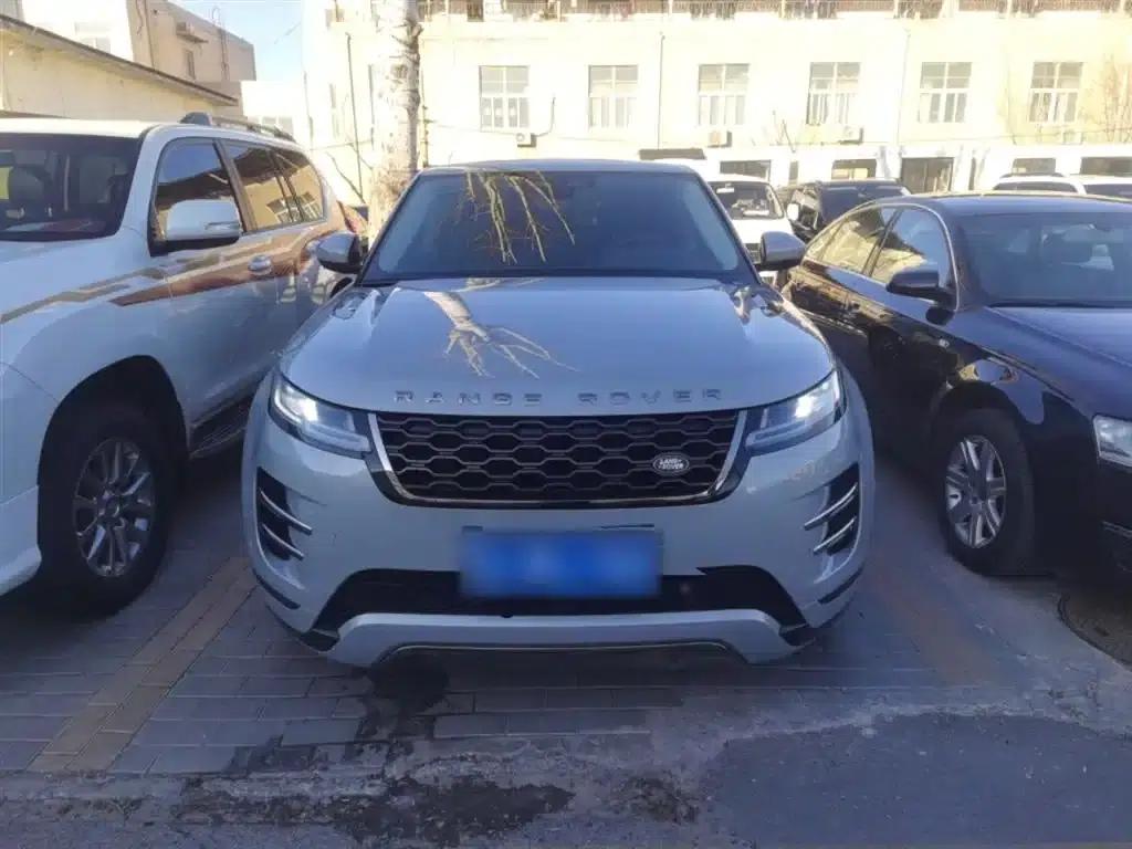 Range Rover Evoque 2021 Model: Evoque L 249PS R-Dynamic HSE Luxury Edition — миниатюра 3