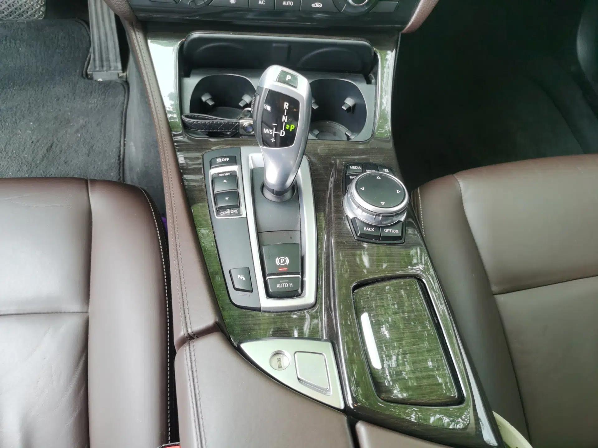 BMW 5 Series 2017 525Li Luxury Design Package — миниатюра 17