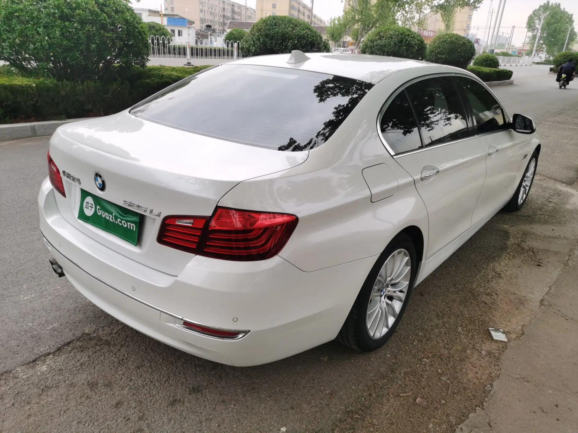 BMW 5 Series 2017 525Li Luxury Design Package — миниатюра 6