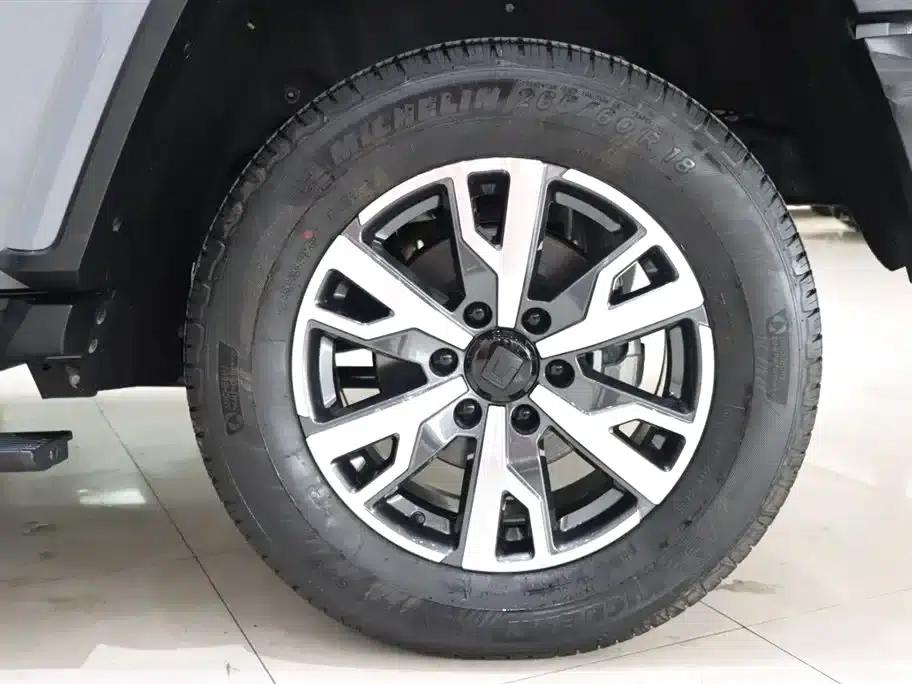 The 2021 Tank 300 City Edition 2.0T is very stylish. — миниатюра 20