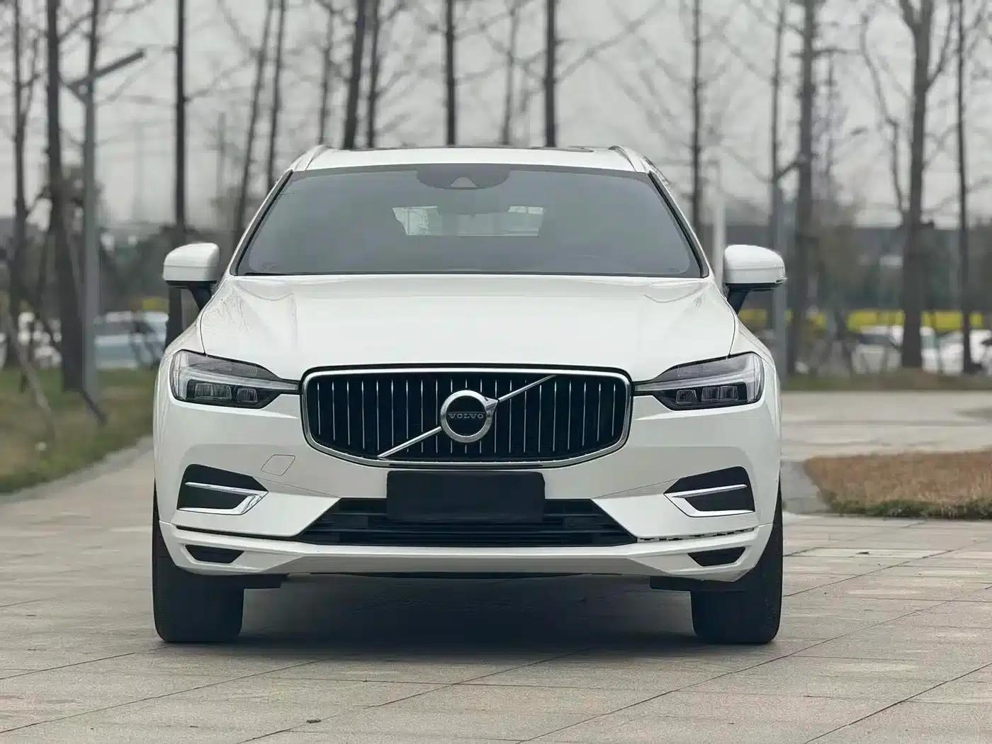 2021 Volvo XC60 T5 AWD Inscription Luxury Edition — миниатюра 2
