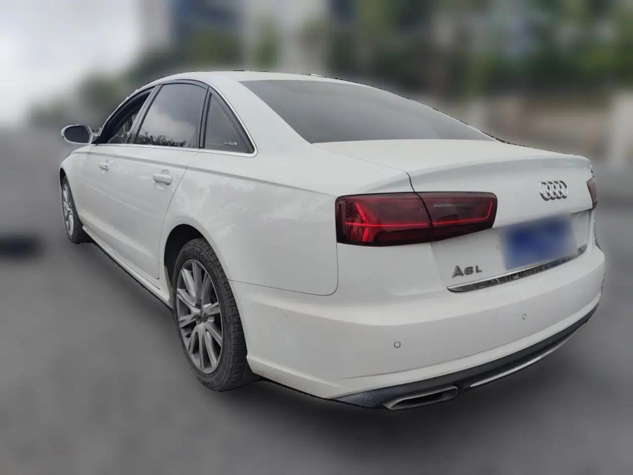 Audi A6L 2018 30th Anniversary Edition TFSI Trendy Model — миниатюра 4