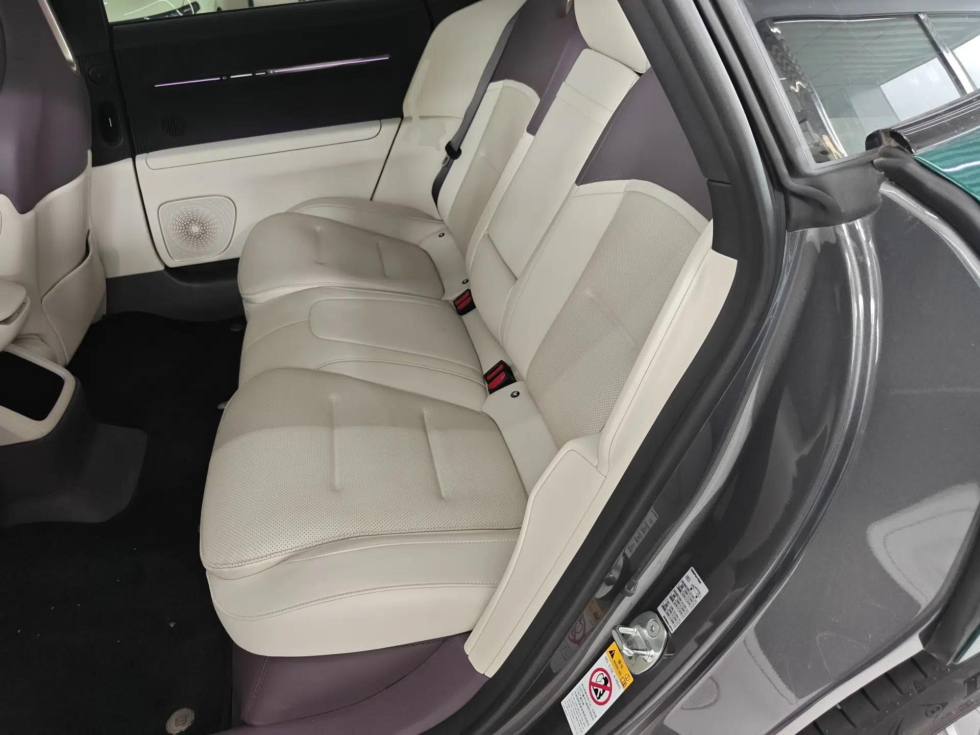 Avatr 12 2023 700 Three-Laser Rear-Wheel Drive Luxury Edition — миниатюра 20