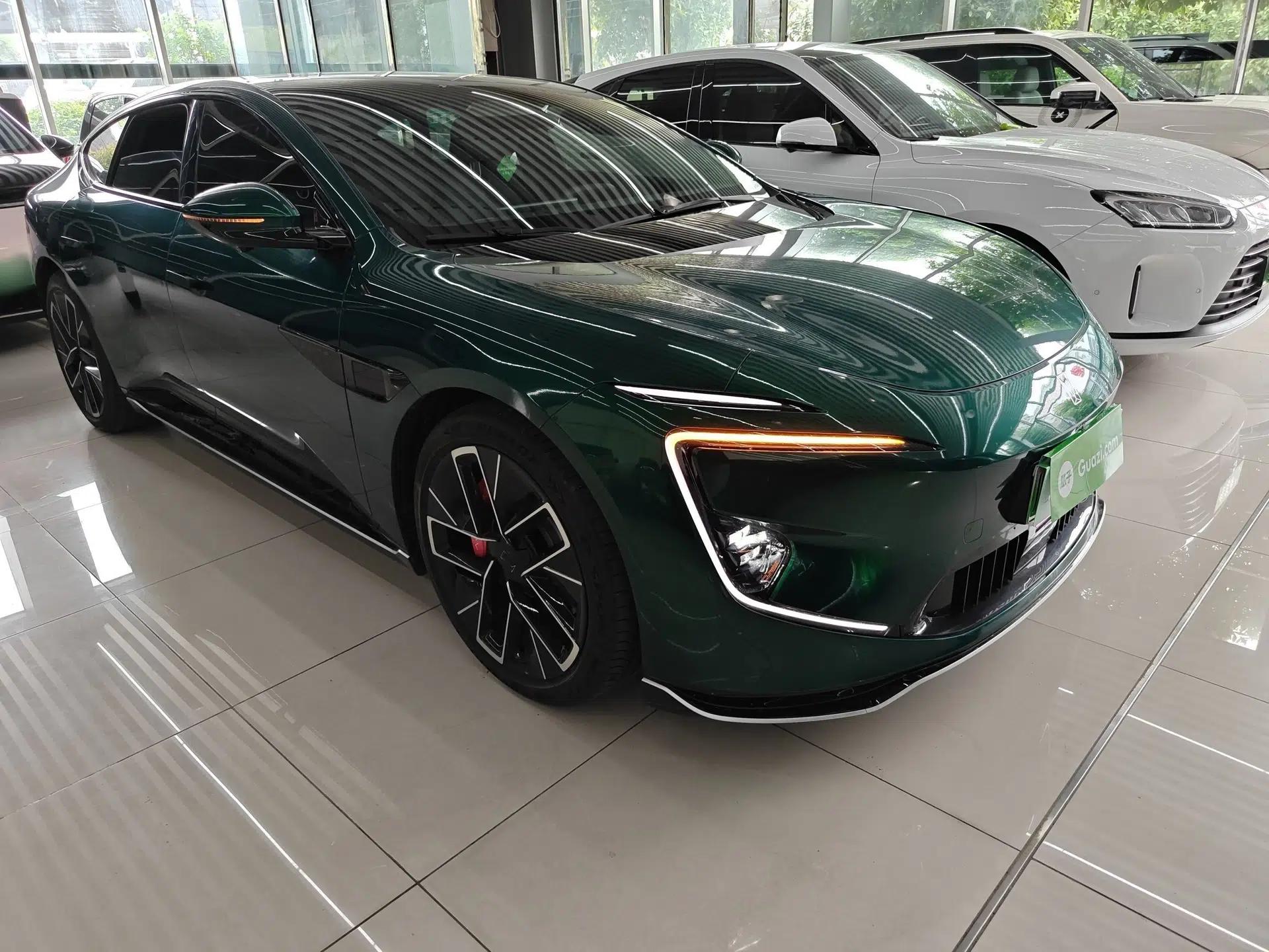 Avatr 12 2023 700 Three-Laser Rear-Wheel Drive Luxury Edition — миниатюра 3