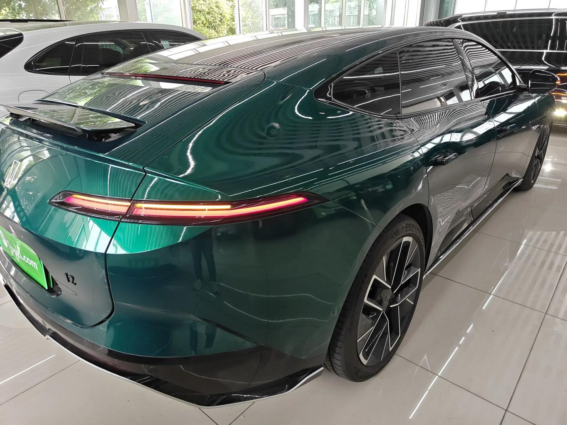 Avatr 12 2023 700 Three-Laser Rear-Wheel Drive Luxury Edition — миниатюра 6