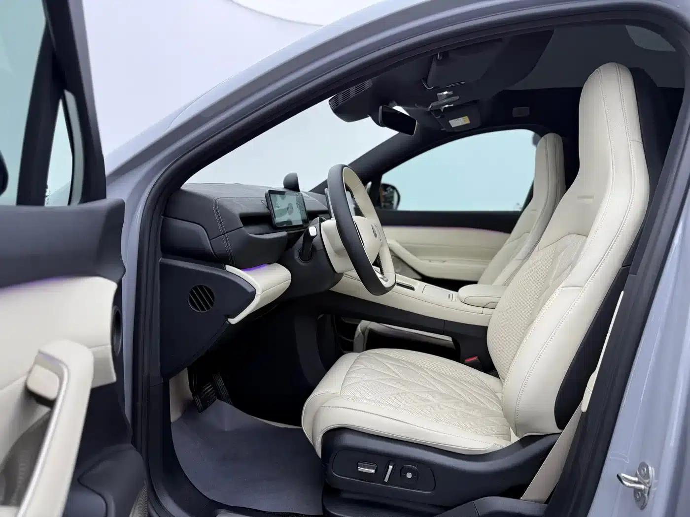 NIO EC6 2025 model 75kWh — миниатюра 5