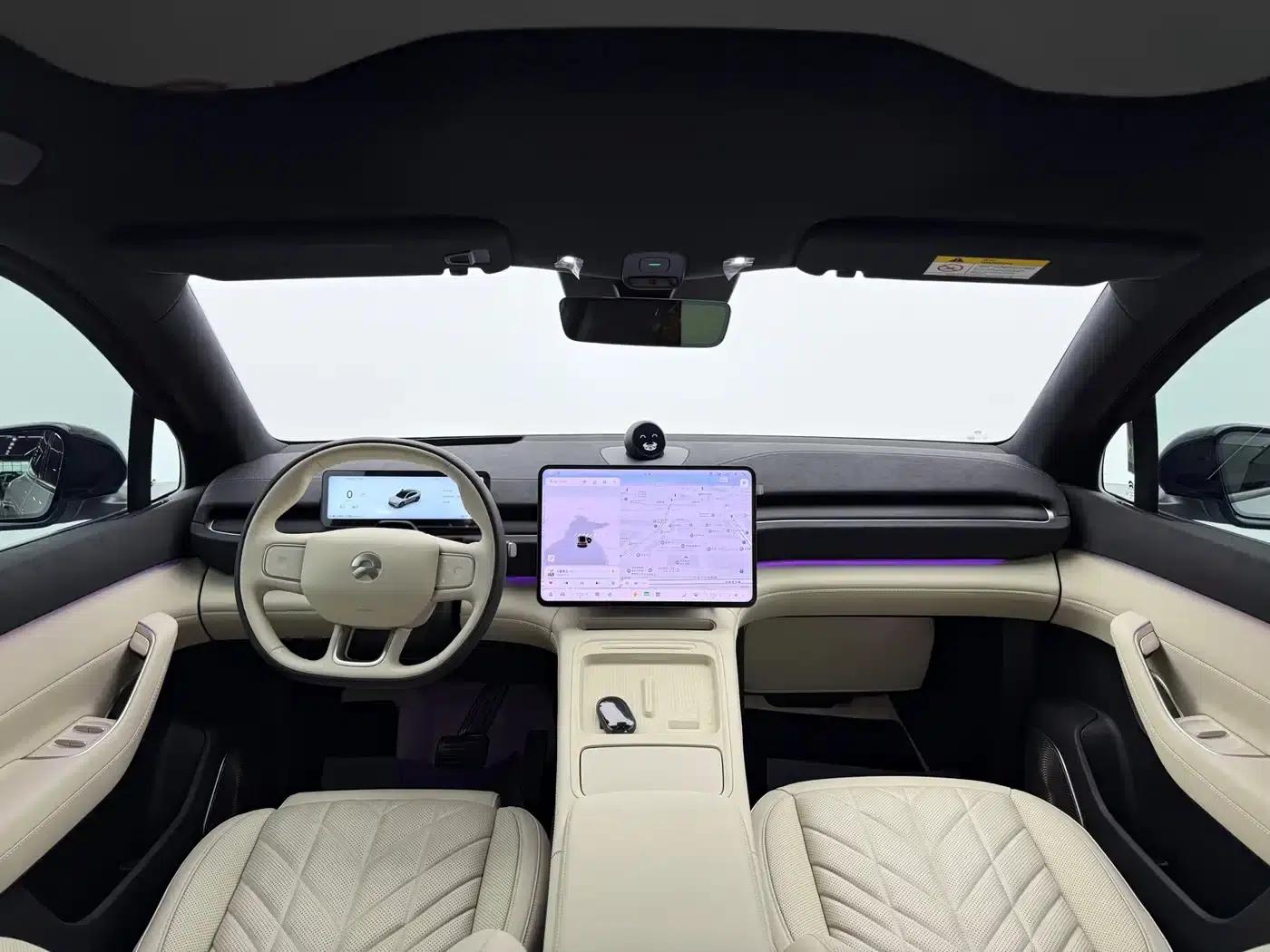 NIO EC6 2025 model 75kWh — миниатюра 8
