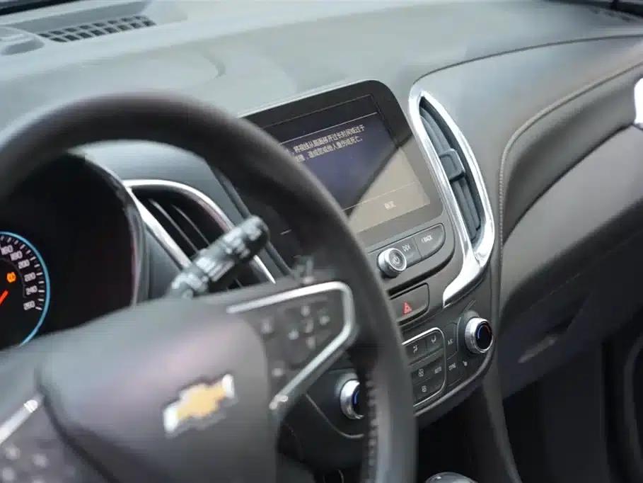2018 Chevrolet Equinox 535T Automatic Edition — миниатюра 14