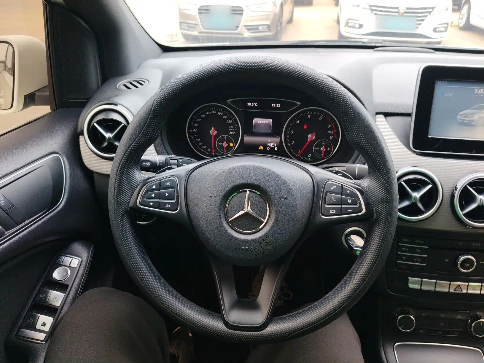 Mercedes-Benz B-Class 2016 B 180 — миниатюра 14