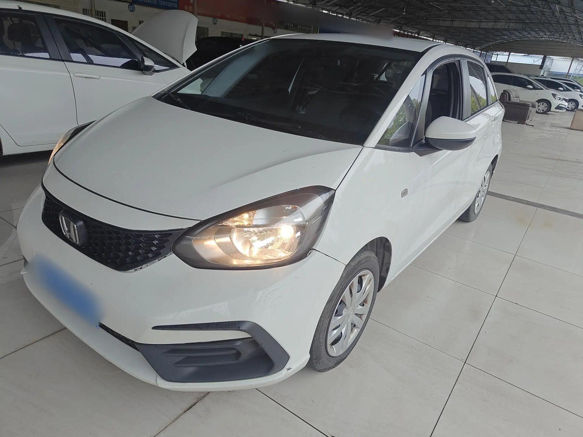 Honda Fit 2021 1.5L CVT Trend Edition — миниатюра 1