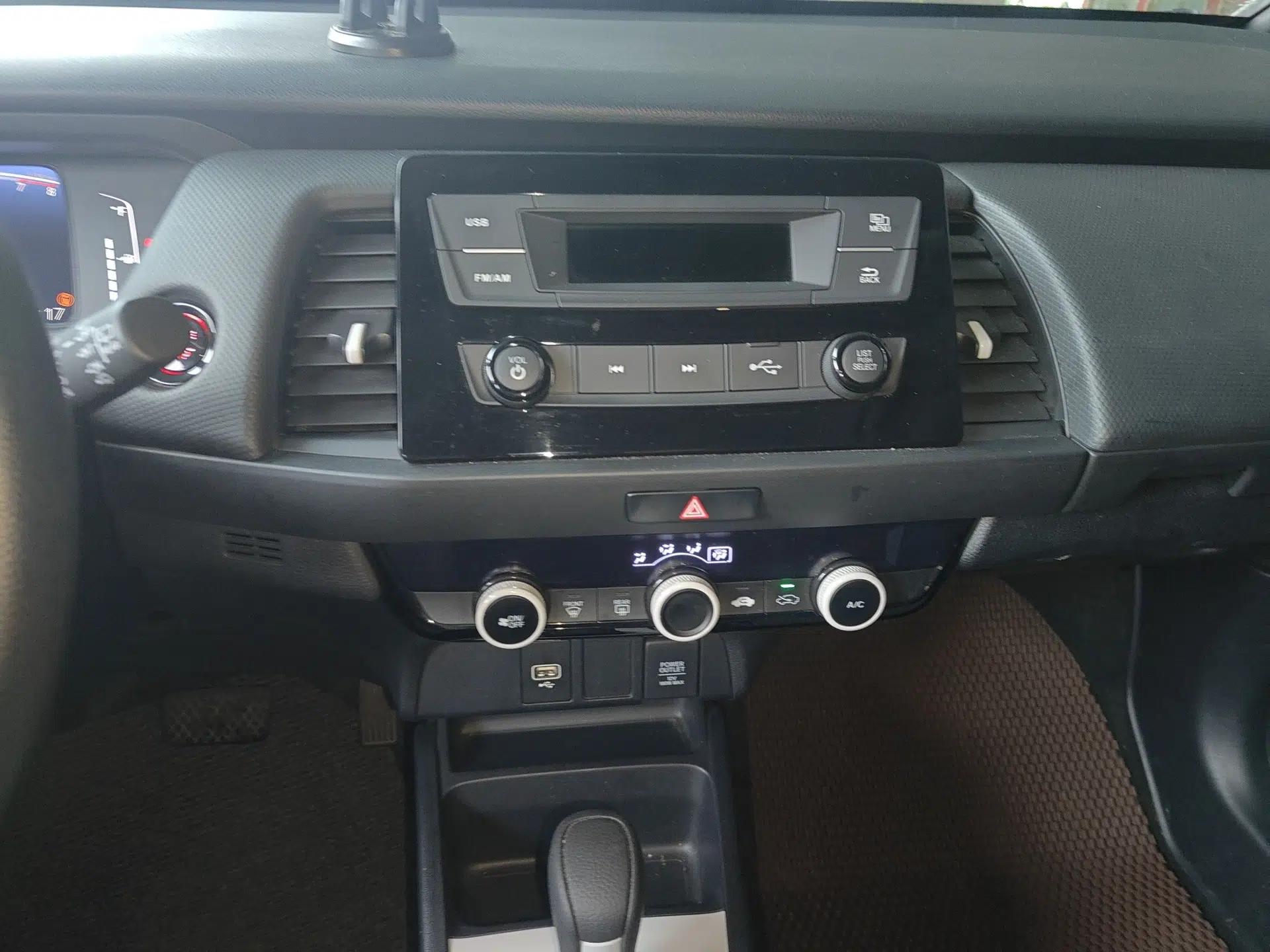 Honda Fit 2021 1.5L CVT Trend Edition — миниатюра 16