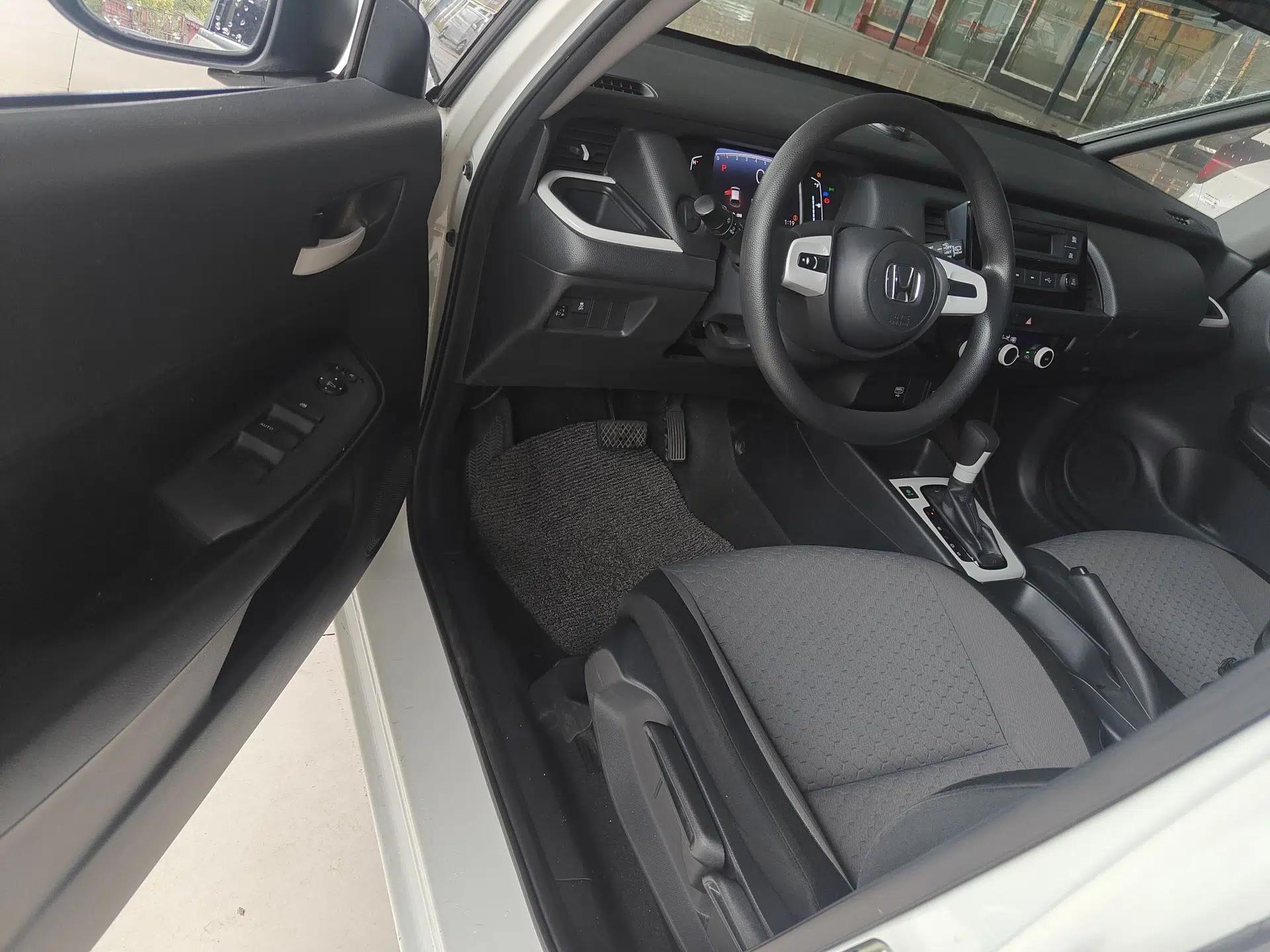 Honda Fit 2021 1.5L CVT Trend Edition — миниатюра 19