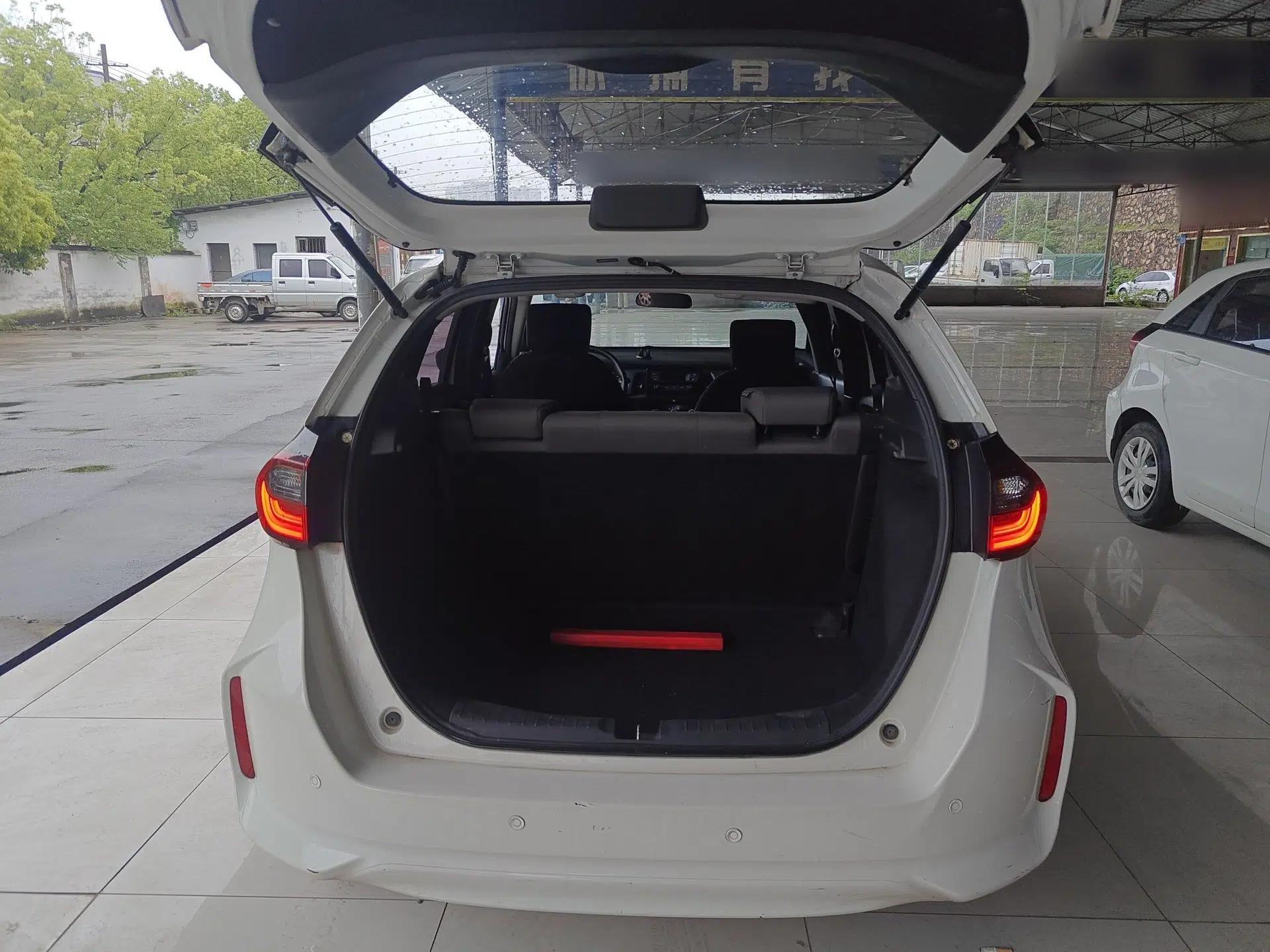 Honda Fit 2021 1.5L CVT Trend Edition — миниатюра 22