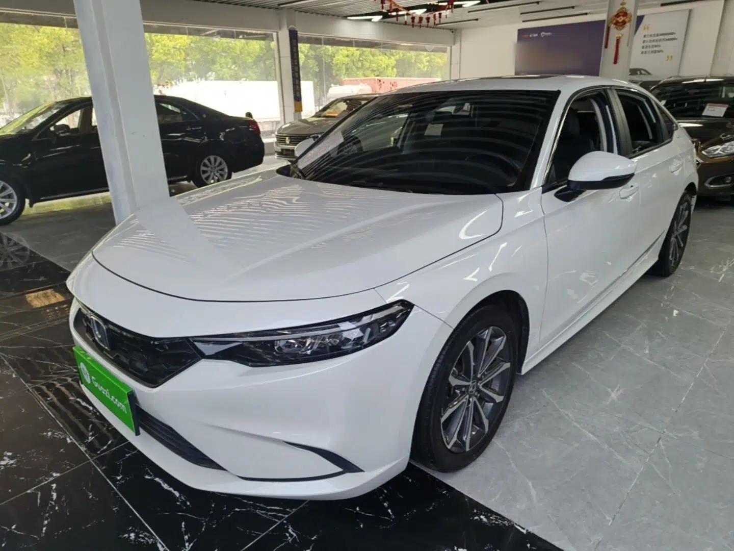 Honda Integra 2022 240TURBO CVT Luxury Edition — миниатюра 1