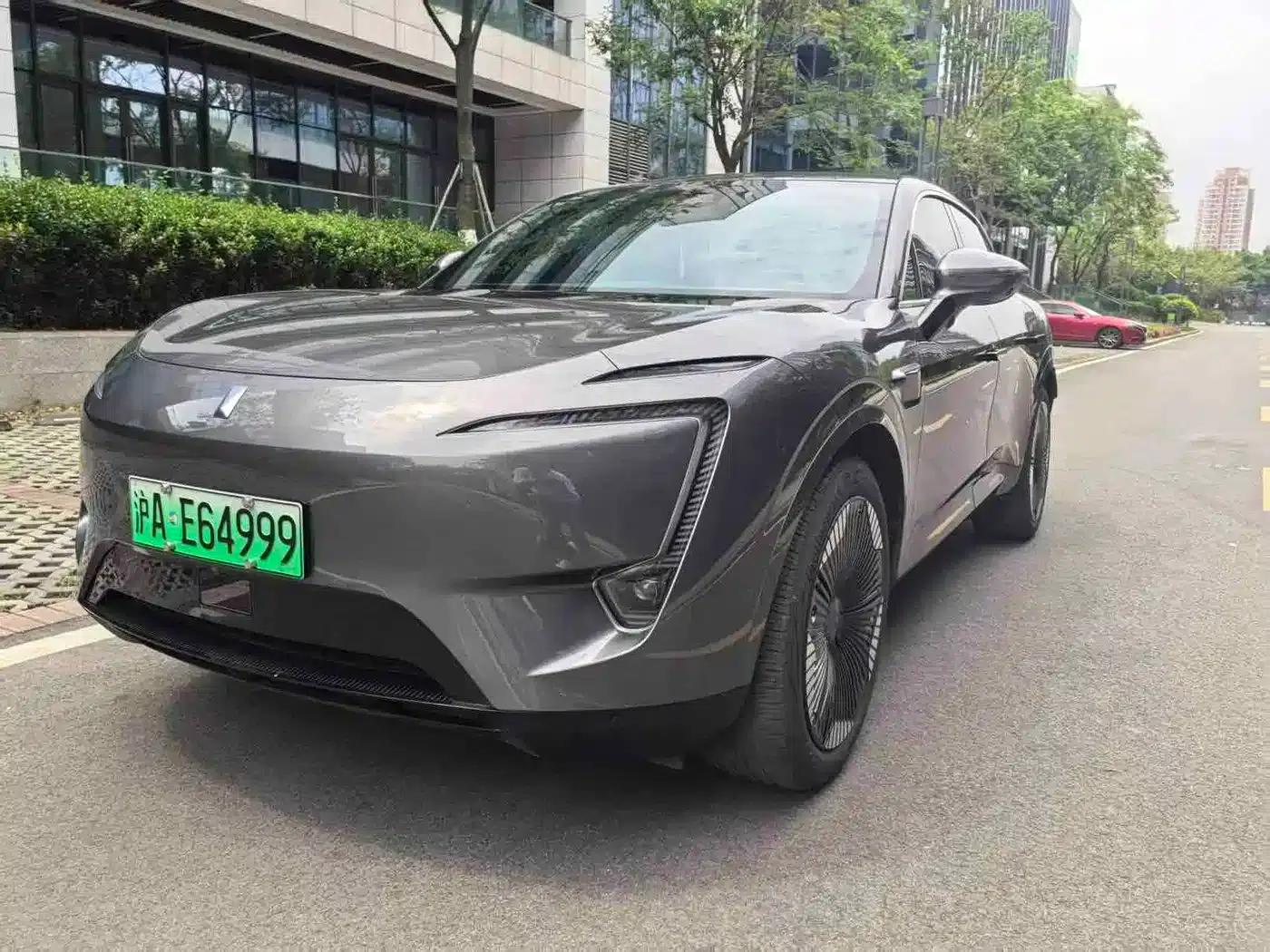 Avita 11 2023 HarmonyOS 90-degree Rear-Wheel Drive Version — миниатюра 1