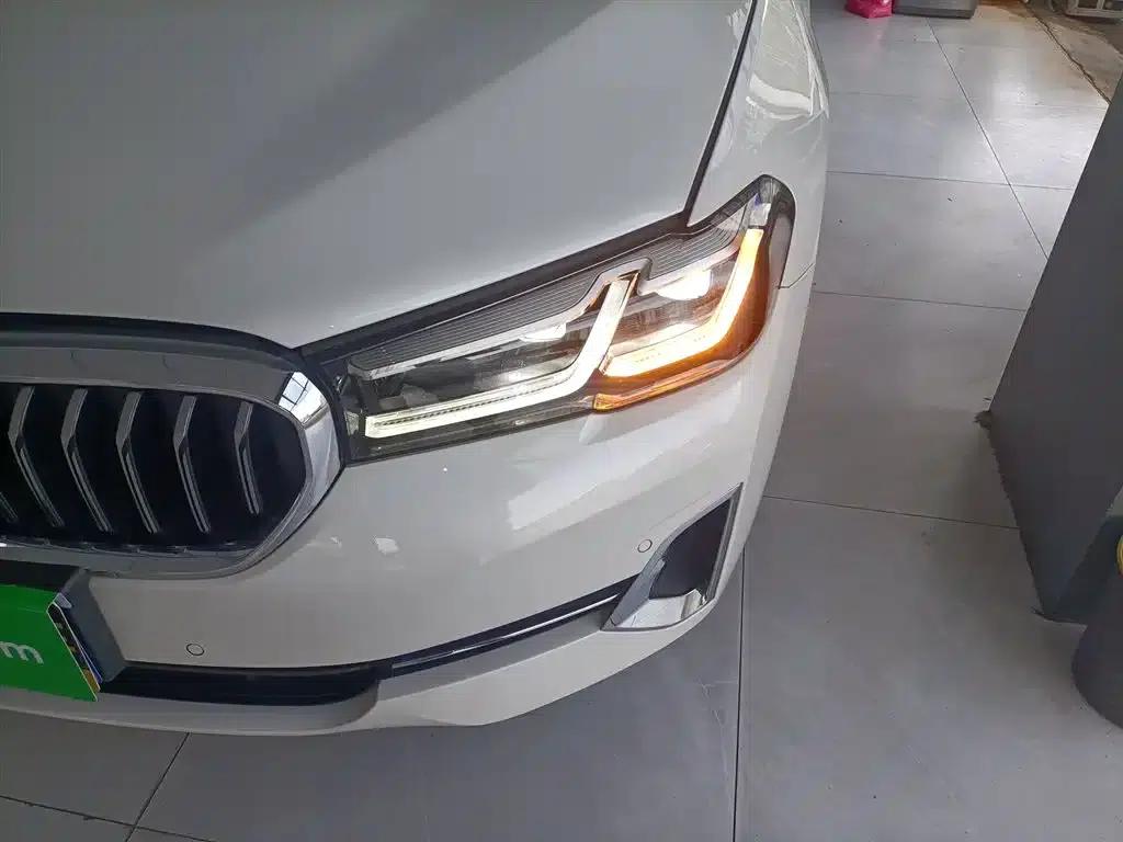 2022 BMW 5 Series Facelift 525Li Luxury Package — миниатюра 3