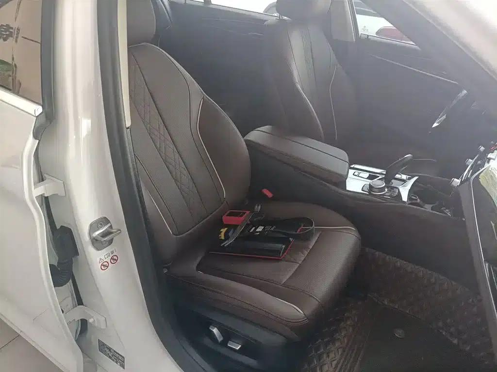 2022 BMW 5 Series Facelift 525Li Luxury Package — миниатюра 4