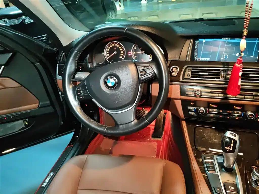2014 BMW 5 Series 528Li Leading Edition — миниатюра 3