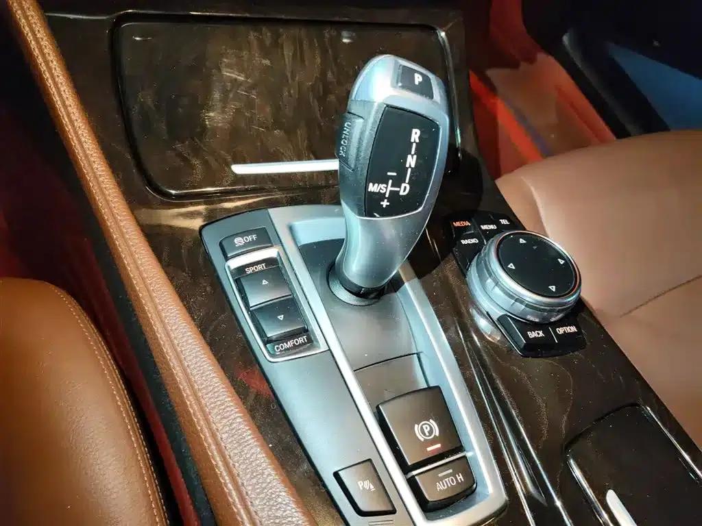 2014 BMW 5 Series 528Li Leading Edition — миниатюра 7