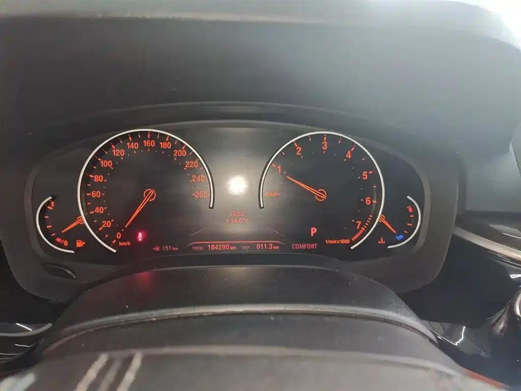BMW 5 Series 2018 528Li Launch Special Edition — миниатюра 8