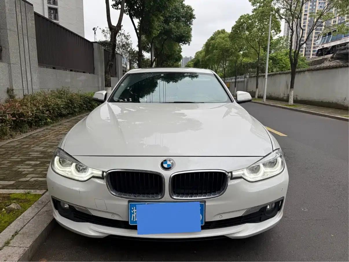2017 BMW 3 Series 318Li Fashion Edition — миниатюра 2