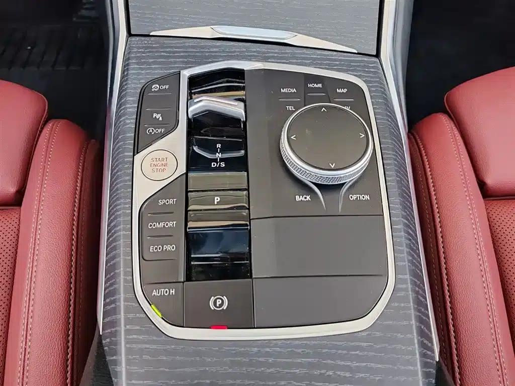2025 BMW 3 Series 325Li M Sport Package — миниатюра 12