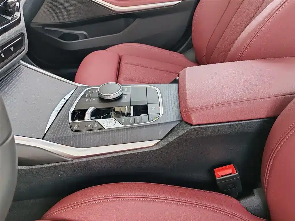 2025 BMW 3 Series 325Li M Sport Package — миниатюра 16