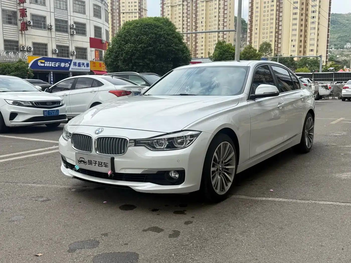 BMW 3 Series 2019 320Li Fashion Edition — миниатюра 1