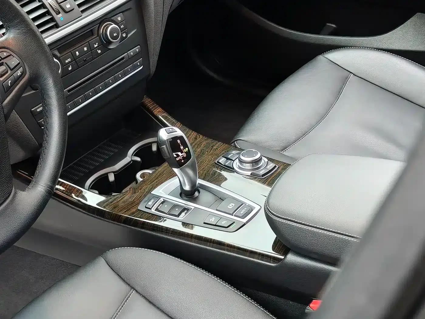 2012 BMW X3 Imported xDrive20i Luxury Model — миниатюра 17