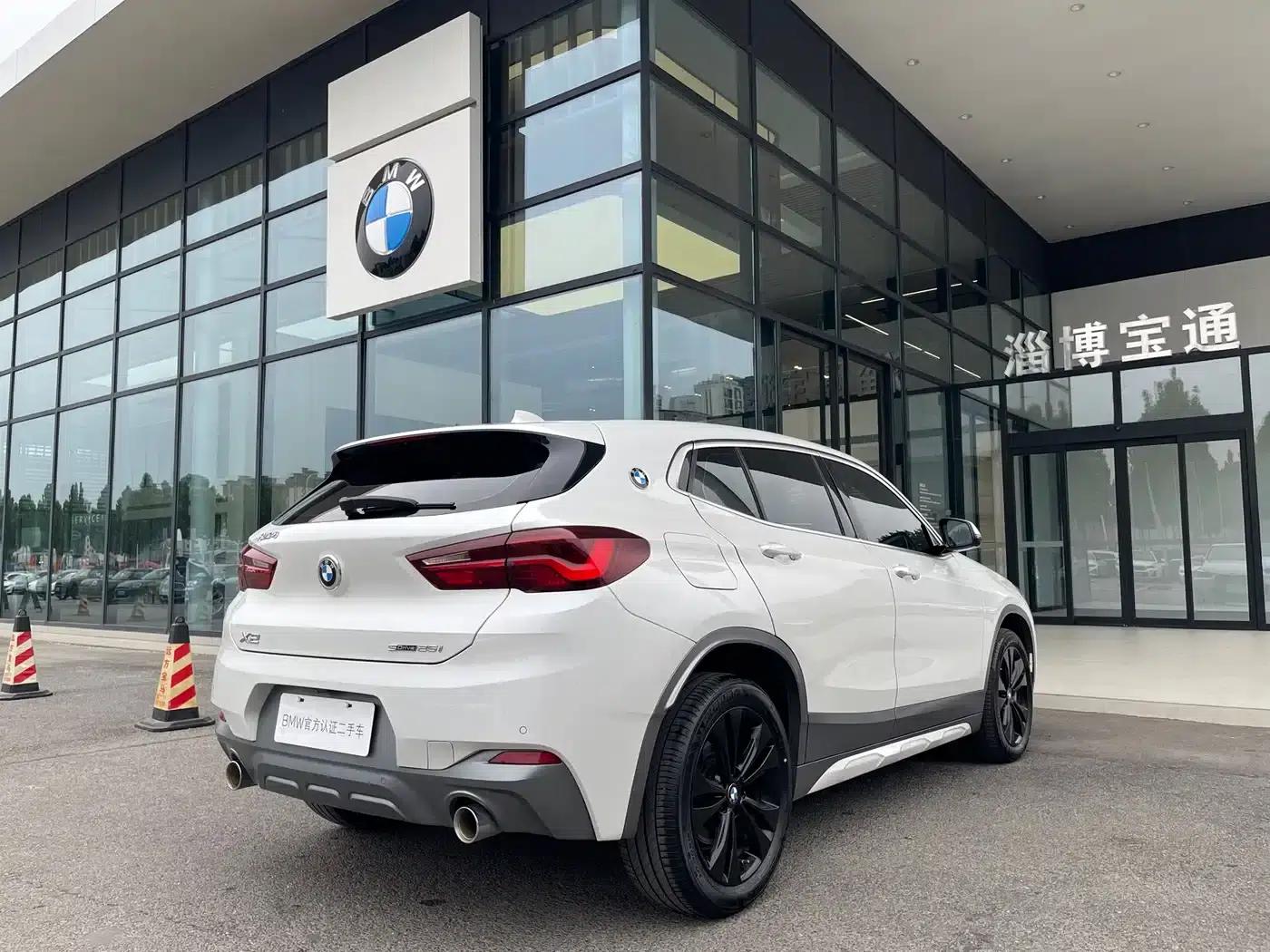 BMW X2 2023 sDrive25i M Sport Package — миниатюра 14