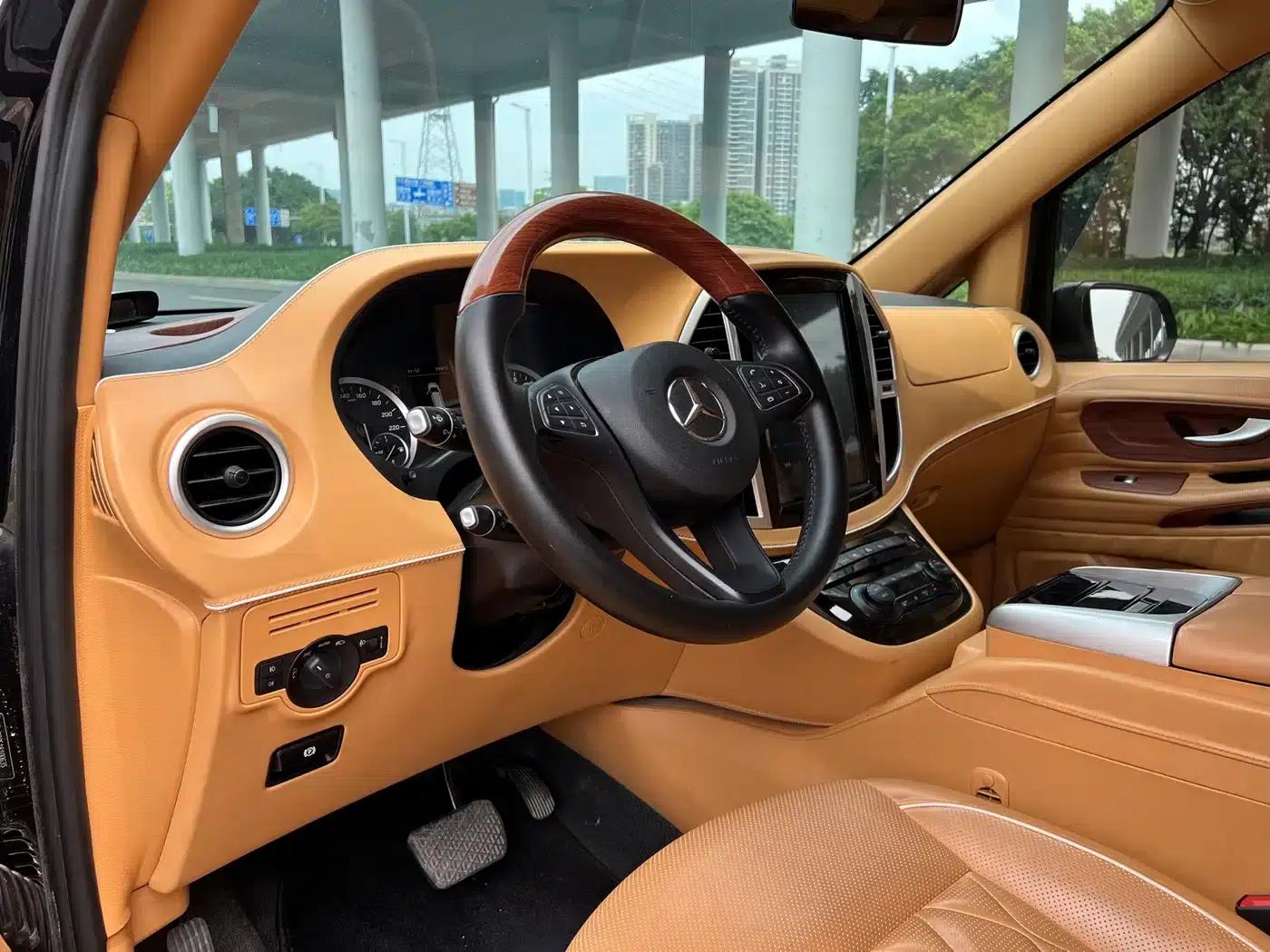 Vito 2020 2.0T Elite Edition 7-seater — миниатюра 3