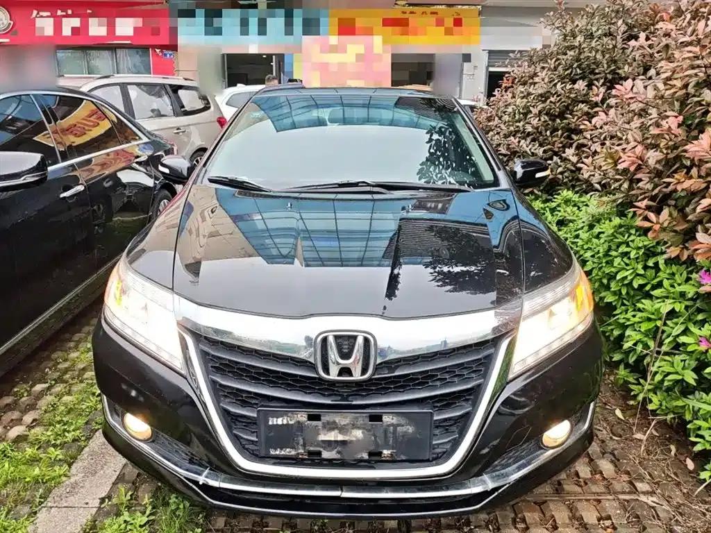 2016 Honda Crider 1.8L CVT Comfort Edition — миниатюра 3
