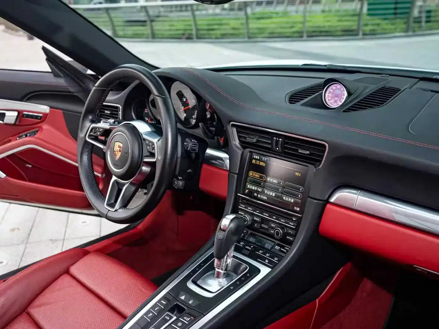 2014 Porsche 911 Targa 4 3.4L — миниатюра 10
