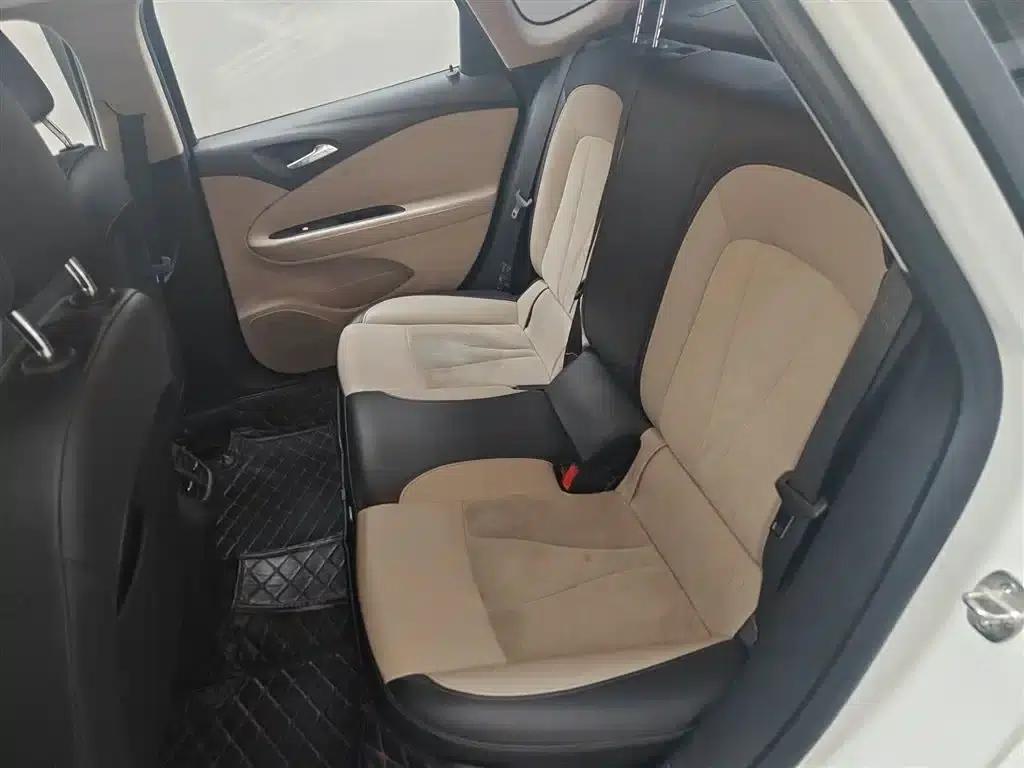 Buick Verano 2018 Sedan 15S Automatic Leading Edition — миниатюра 15