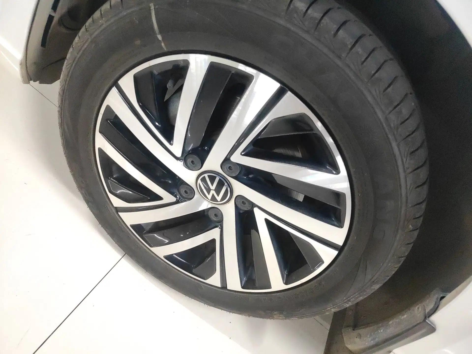 Volkswagen Lavida 2022 280TSI DSG Comfort Edition — миниатюра 8