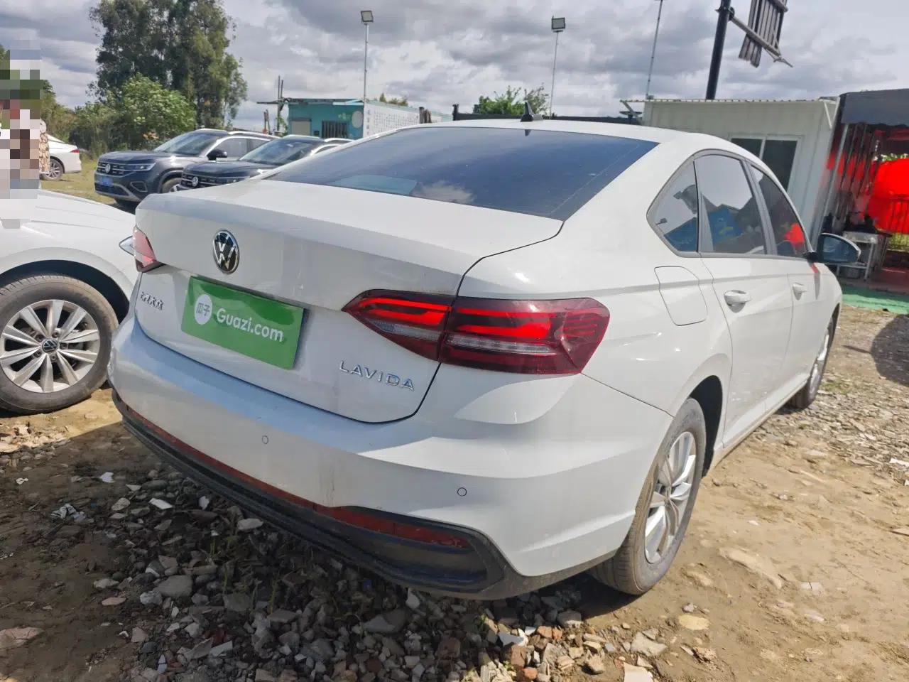 Volkswagen Lavida 2024 1.5L Automatic DeYi Edition — миниатюра 6