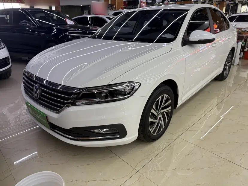 Volkswagen Lavida 2022 280TSI DSG Comfort Edition — миниатюра 1
