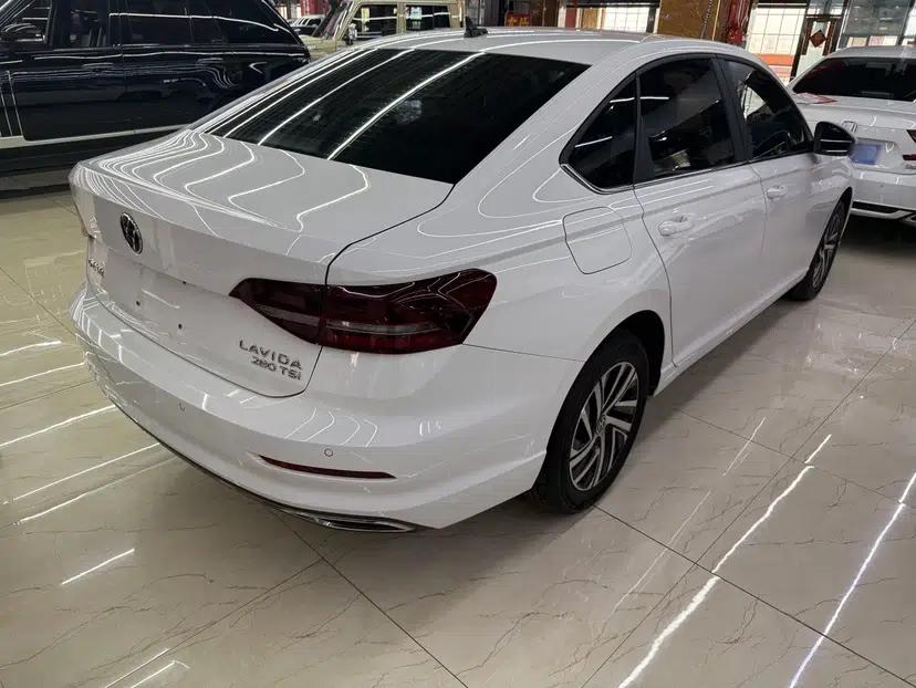 Volkswagen Lavida 2022 280TSI DSG Comfort Edition — миниатюра 6