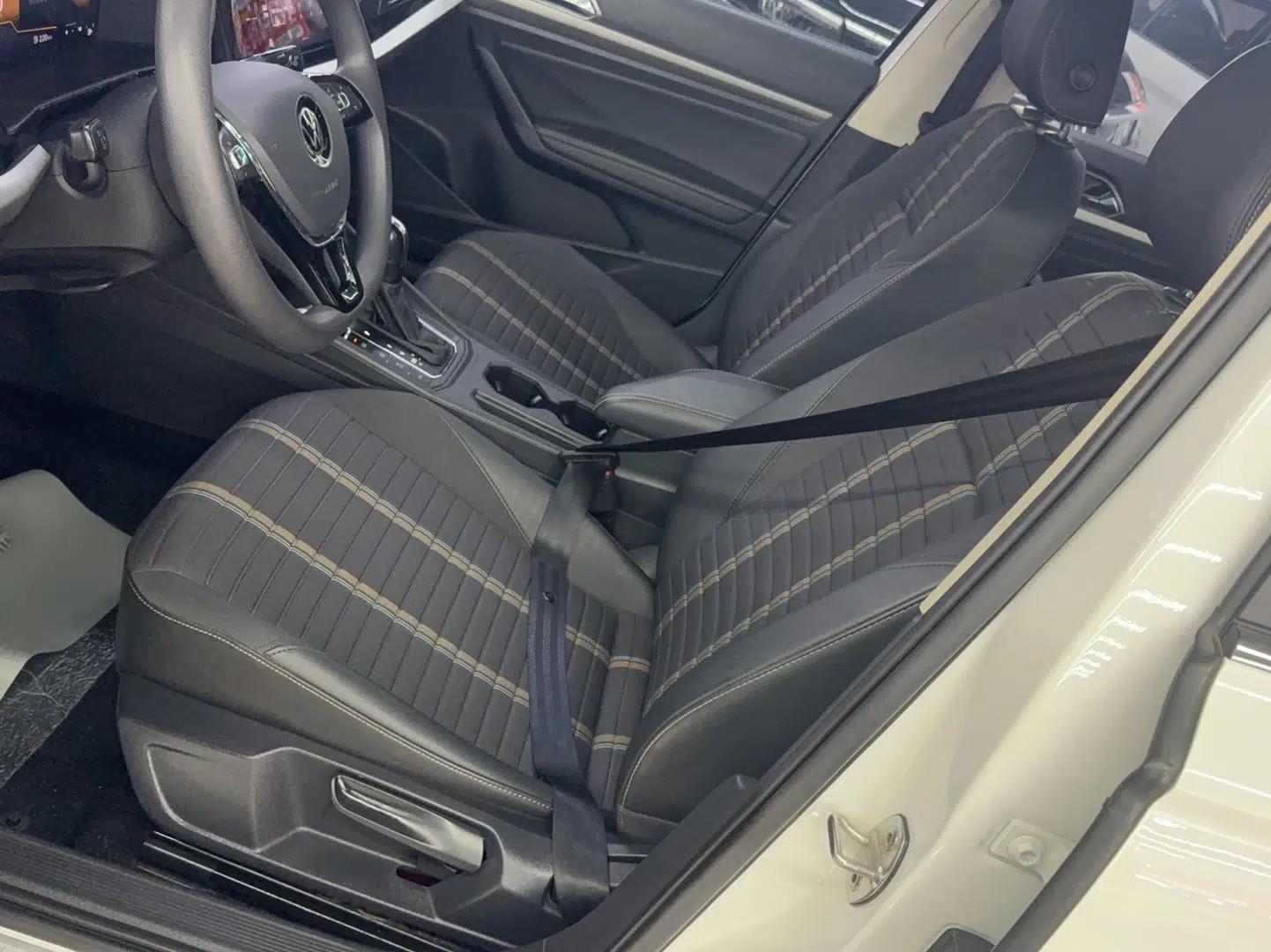 Volkswagen Lavida 2022 280TSI DSG Comfort Edition — миниатюра 10