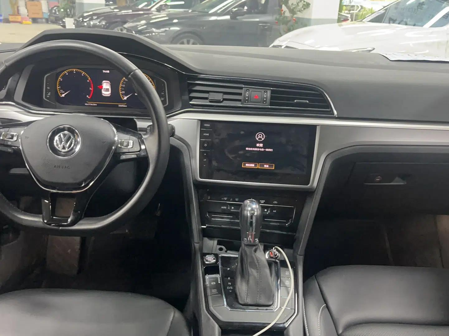 Volkswagen Lamando 2021 Revised Version 280TSI DSG Comfort Edition — миниатюра 13