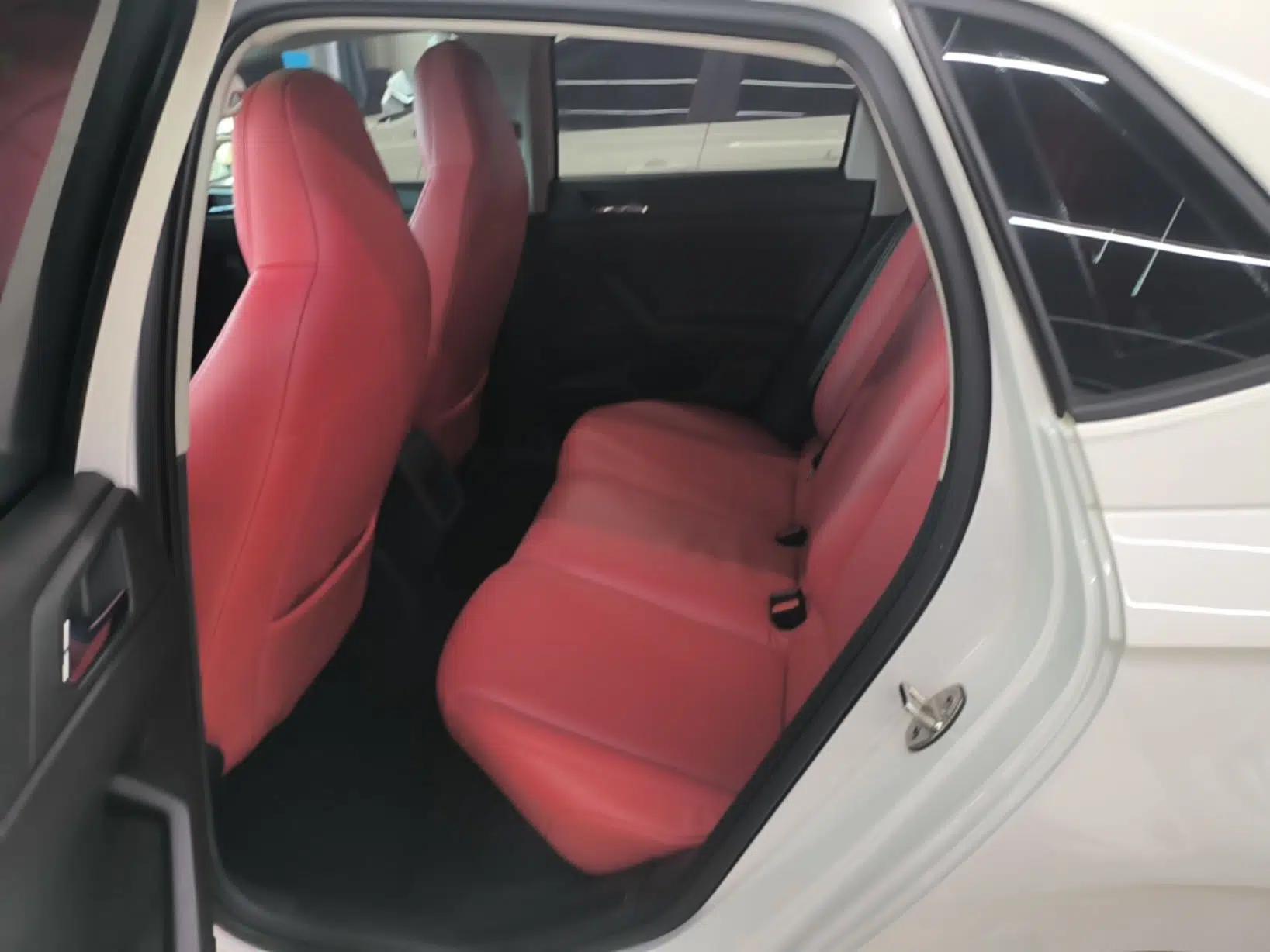 Volkswagen Polo 2019 Plus 1.5L Automatic Panoramic Enjoyment Edition — миниатюра 20