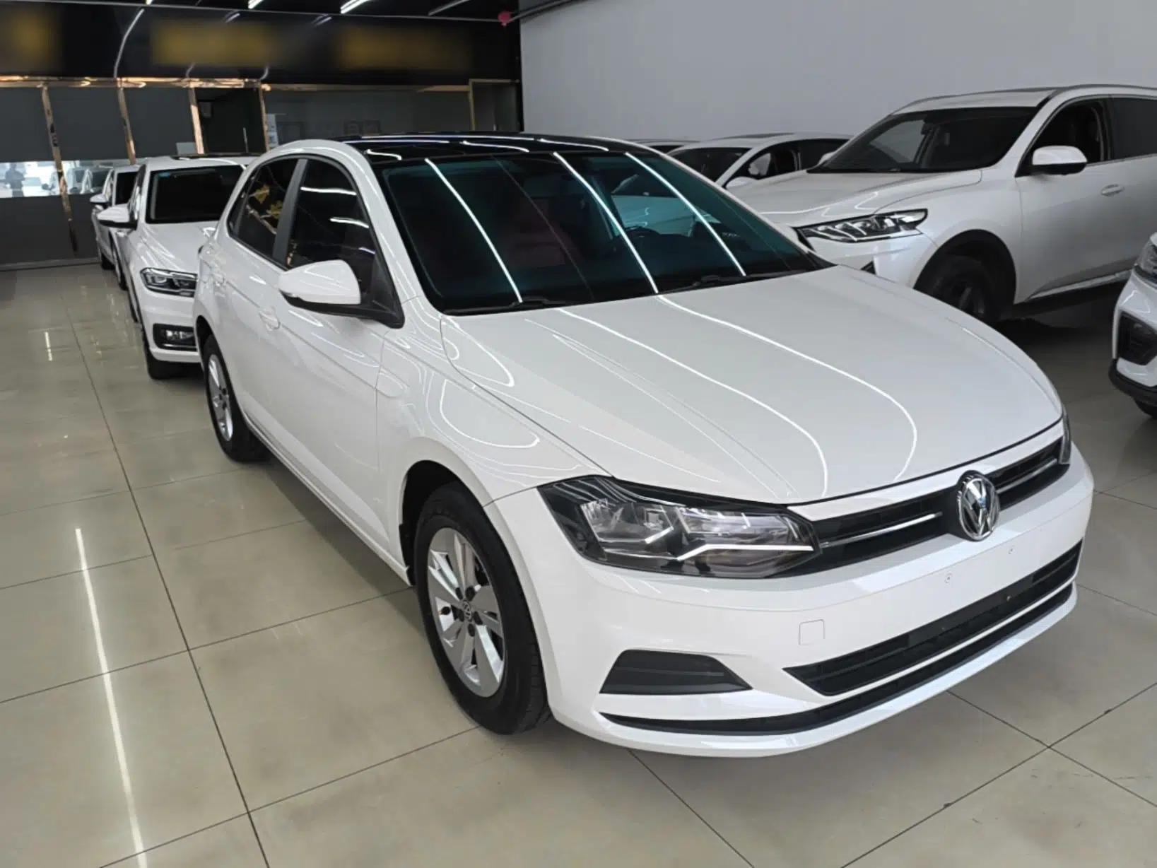 Volkswagen Polo 2019 Plus 1.5L Automatic Panoramic Enjoyment Edition — миниатюра 3