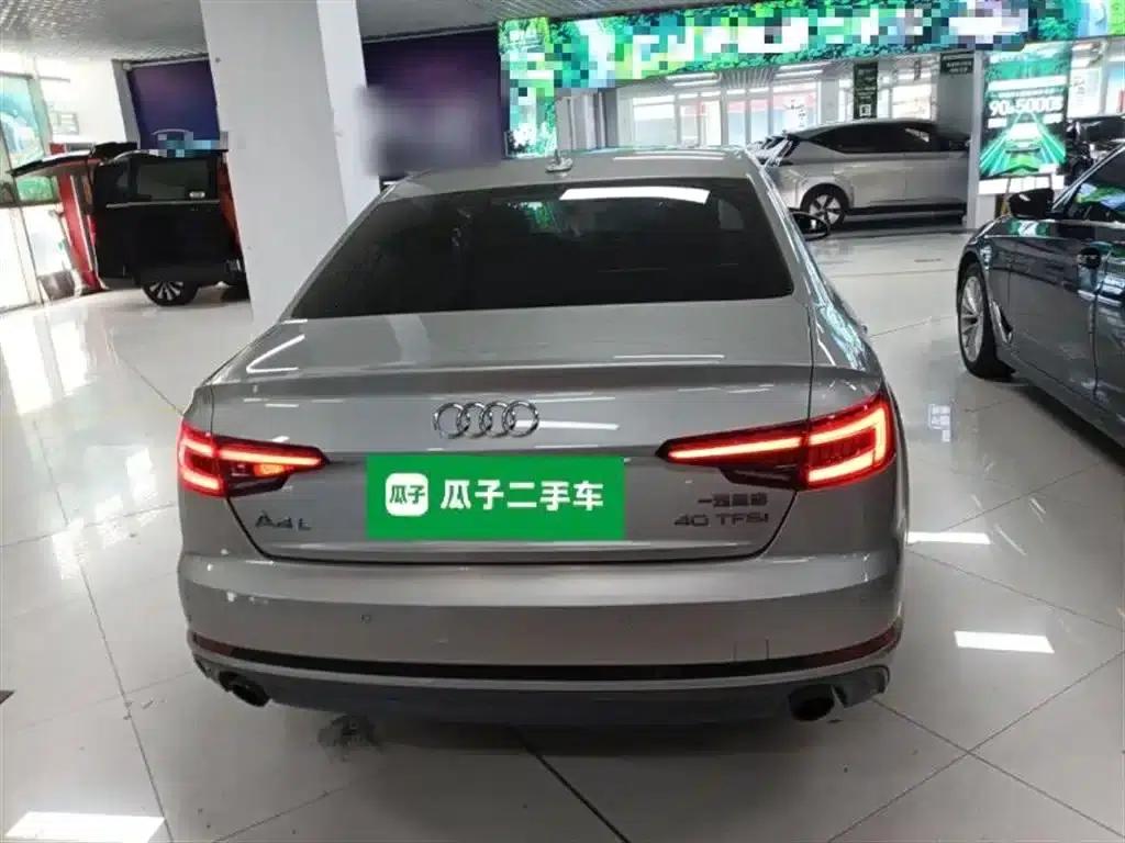 Audi A4L 2018 30th Anniversary Edition 40 TFSI Fashion Model — миниатюра 4
