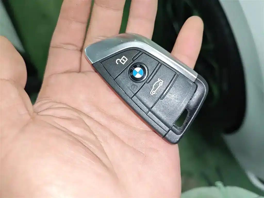 BMW X1 2019 sDrive20Li Leading Edition — миниатюра 17
