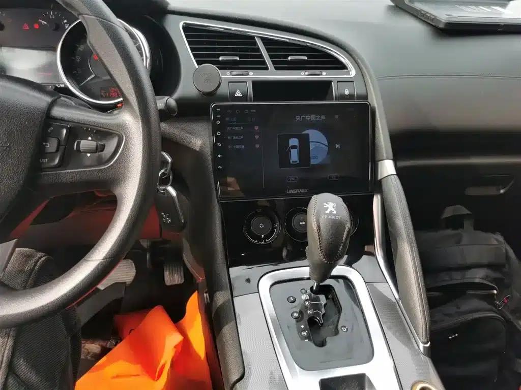 Peugeot 3008 2016 2.0L Automatic Classic Edition — миниатюра 13