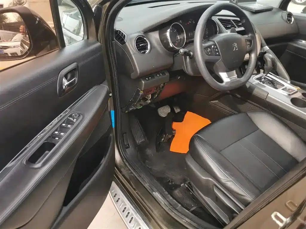 Peugeot 3008 2016 2.0L Automatic Classic Edition — миниатюра 16